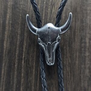 Western Bull Skull Silver Tone Bolo Lariat Tie Men's Accessories Metal Costume